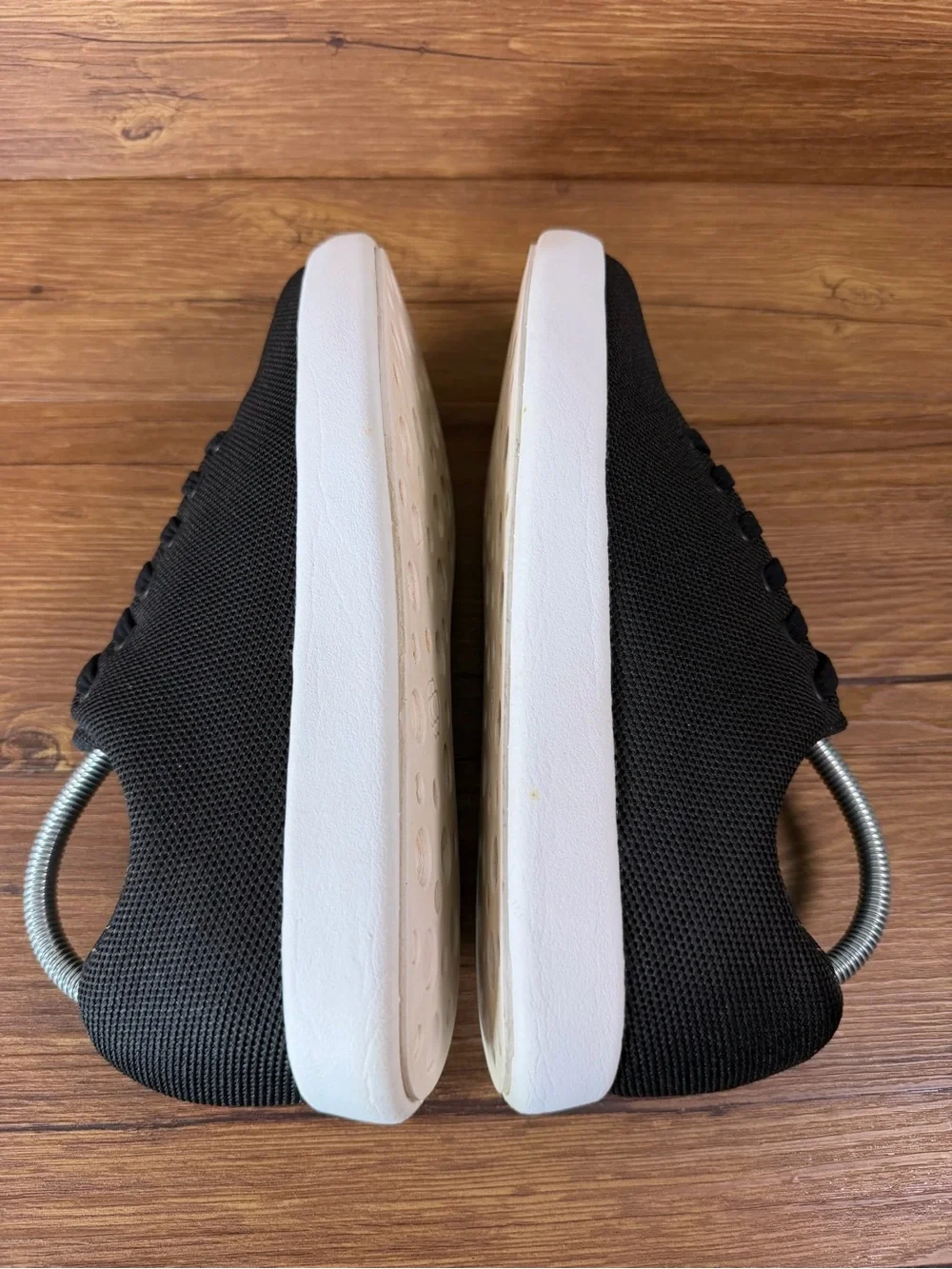 Atoms Model 000 Sneakers Women’s Size 9.5 Black Shoes